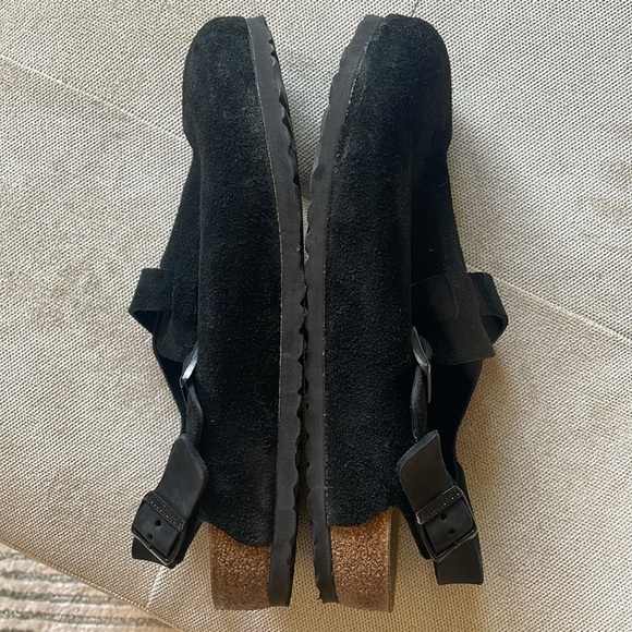 Sandals_&_Flip_Flops